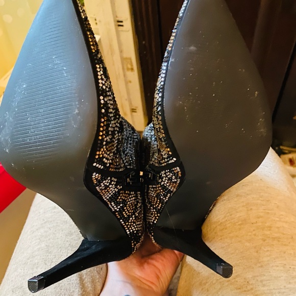 Awesome stiletto leopard booties - Picture 3 of 4